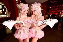 Cup Cake Servers