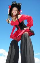 Stilt - girl pirate
