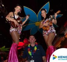 Beach Ukelele Stilts 